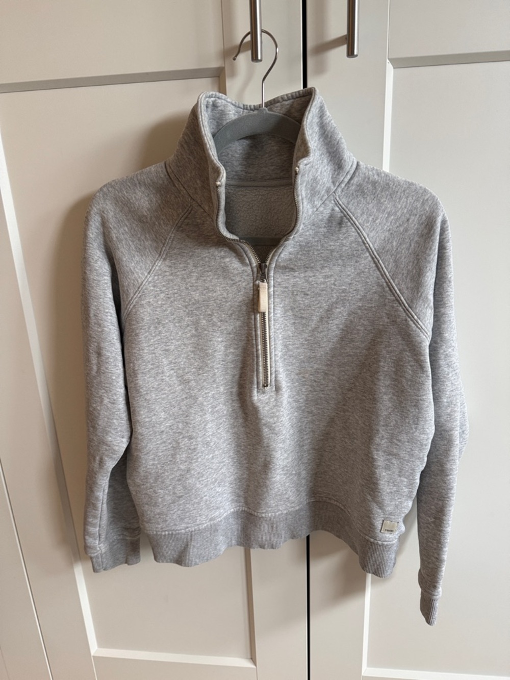 Vuori Women's Heather Gray Half-Zip Pullover